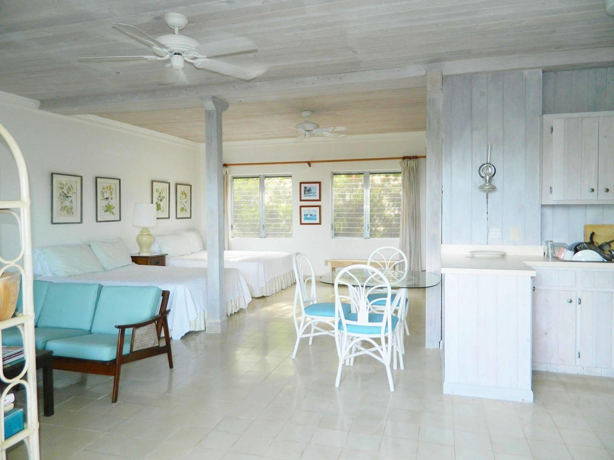 Hotel Regatta Point à George Town Extérieur photo