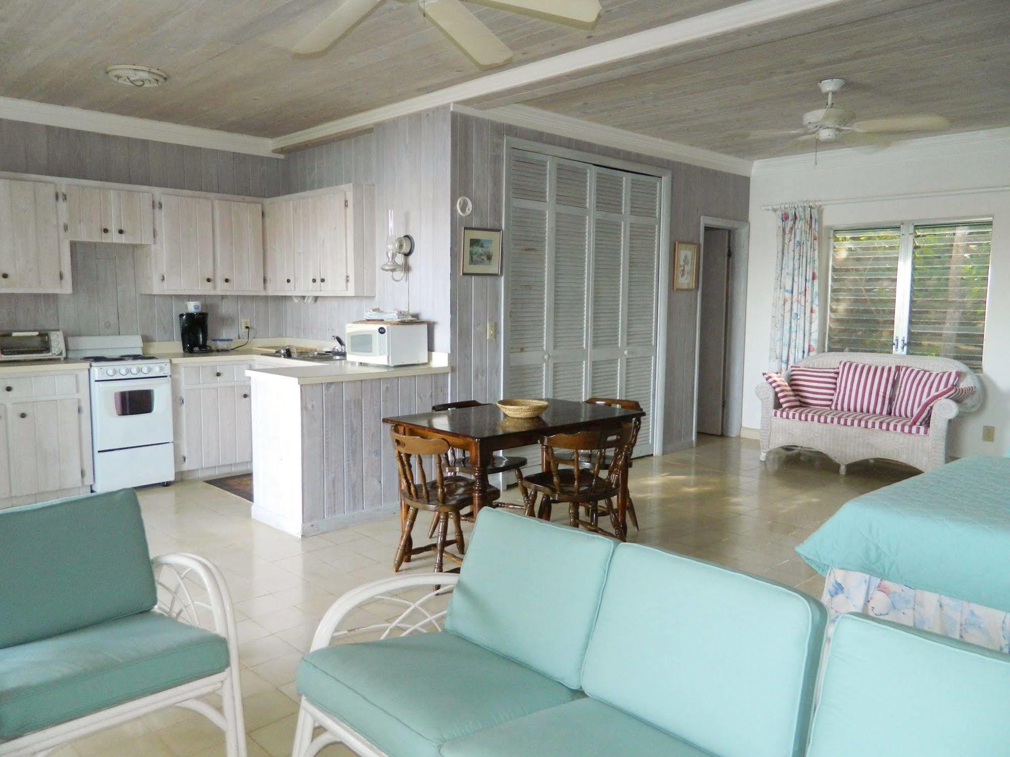 Hotel Regatta Point à George Town Extérieur photo